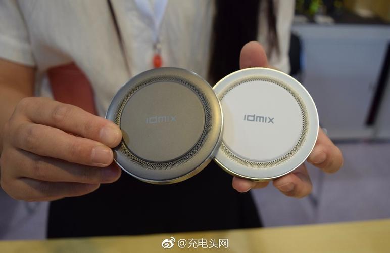 环球资源电子展 & 香港秋季电子产品展丨idmix携无线充电宝等多款新品亮相，掀起移动充电新浪潮